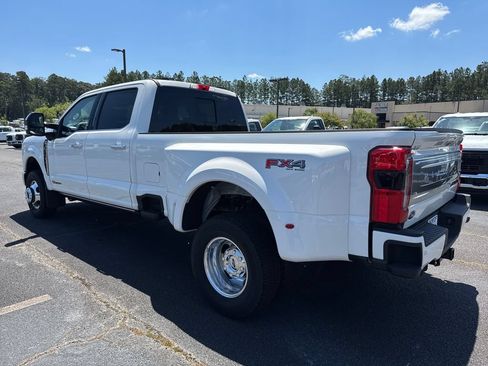 New 2026 Ford F350 Platinum w/ Platinum Plus Package AWD/4WD image 8