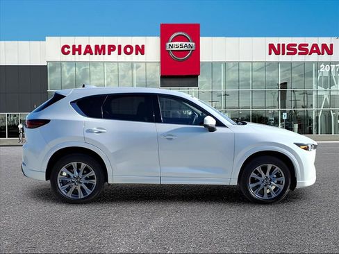 Used 2025 MAZDA CX-5 AWD 2.5 S w/ Premium Plus Pkg image 8