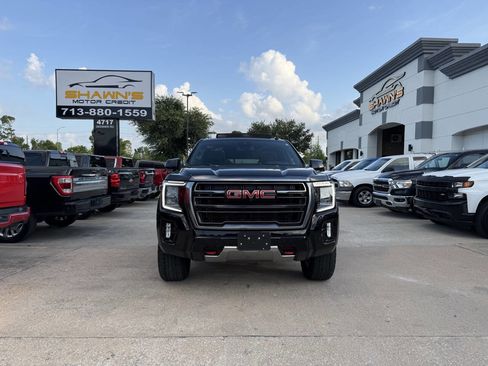 Used 2024 GMC Yukon AT4 w/ AT4 Premium Plus Package AWD/4WD image 46