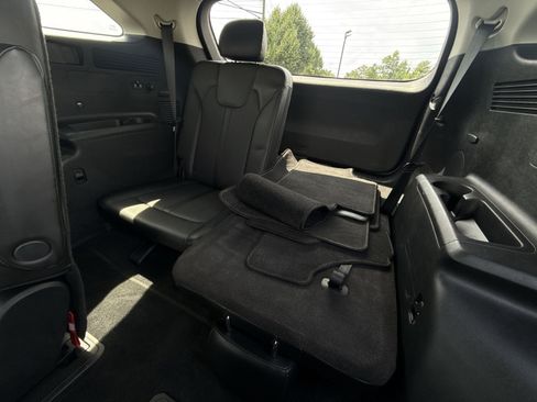 Used 2022 Kia Sorento EX w/ Panoramic Sunroof Package FWD image 24