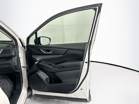 Used 2024 Subaru Ascent Limited image 32