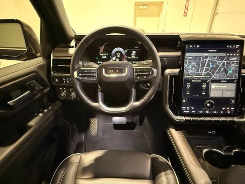 Used 2026 GMC Yukon Elevation AWD/4WD image 30
