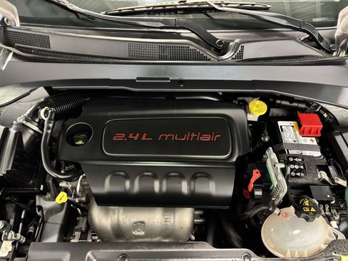 Used 2022 Jeep Compass Trailhawk w/ Trailhawk Elite Group AWD/4WD image 34