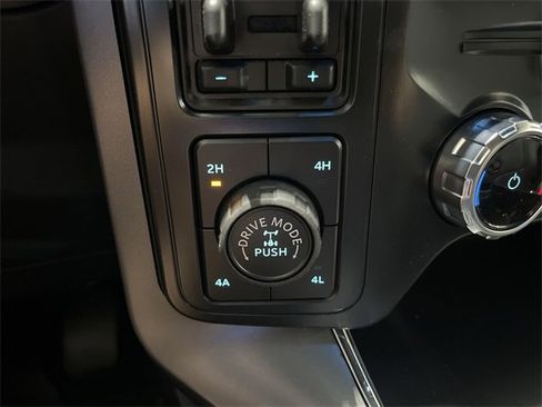 New 2025 Ford F150 Lariat w/ Equipment Group 501A Mid image 32