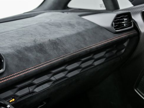 Used 2023 Lamborghini Huracan STO image 34