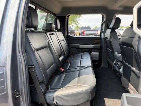 Certified 2023 Ford F250 Lariat w/ Sport Appearance Package AWD/4WD image 18