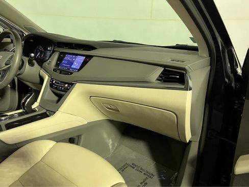 Used 2022 Cadillac XT5 Premium Luxury image 30