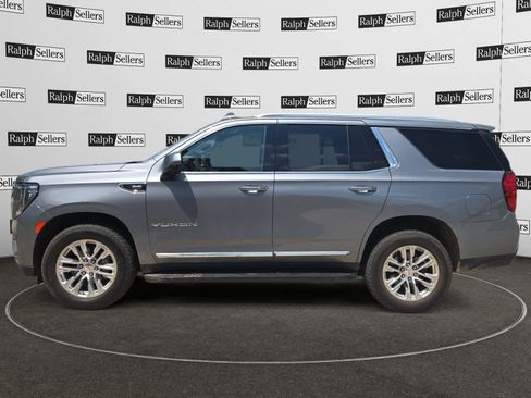 Used 2021 GMC Yukon SLT w/ Rear Media and Nav Package RWD image 3