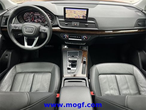 Used 2020 Audi Q5 2.0T Premium Plus w/ Premium Plus Package image 5