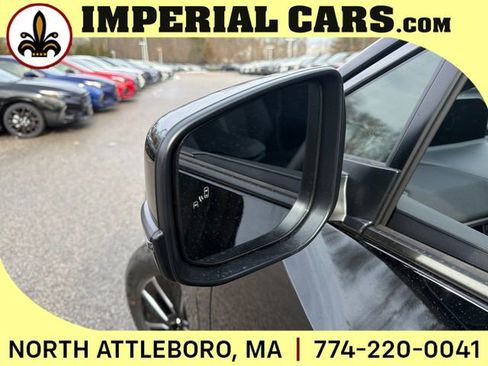 New 2026 Subaru Solterra Premium image 8