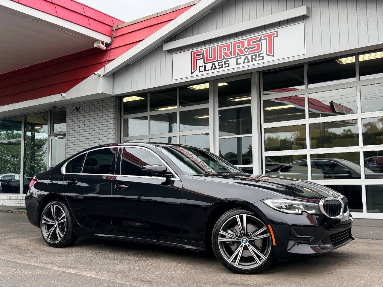 Used 2022 BMW 330i xDrive Sedan w/ Premium Package AWD/4WD image 1