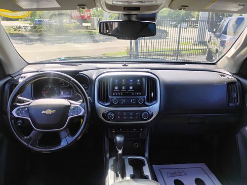 Used 2022 Chevrolet Colorado LT w/ Fleet Safety Package RWD image 9