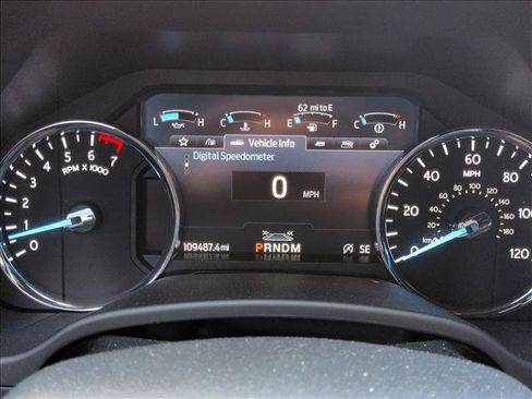 Used 2021 Ford Expedition XLT RWD image 12