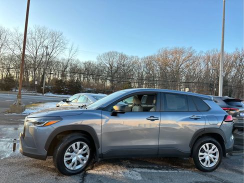 Used 2023 Toyota Corolla Cross L image 5