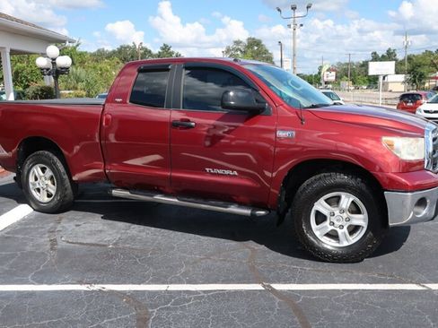 Used 2010 Toyota Tundra 4x4 Double Cab image 4