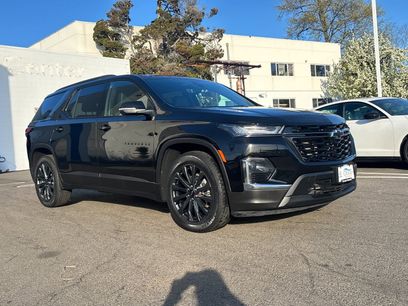 Used 2023 Chevrolet Traverse RS