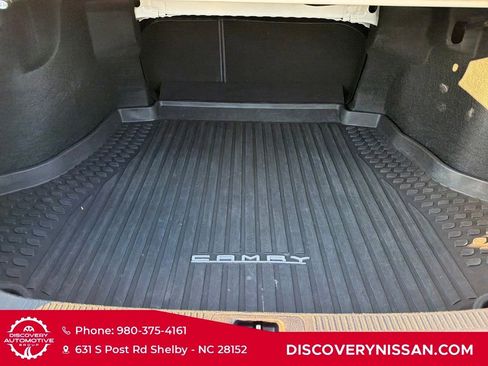 Used 2019 Toyota Camry SE image 33