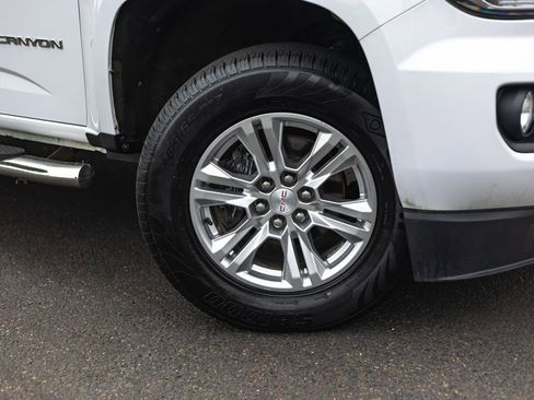 Used 2019 GMC Canyon SLE AWD/4WD image 4