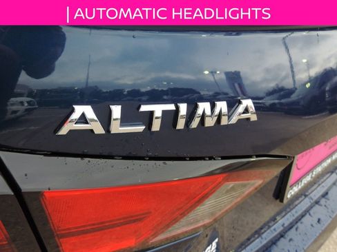 Used 2021 Nissan Altima 2.5 S FWD image 11