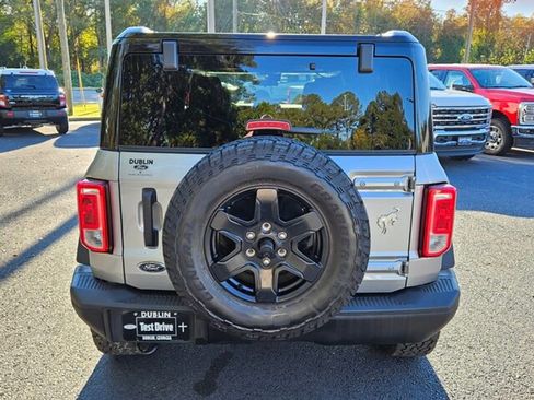 Used 2024 Ford Bronco Black Diamond image 12