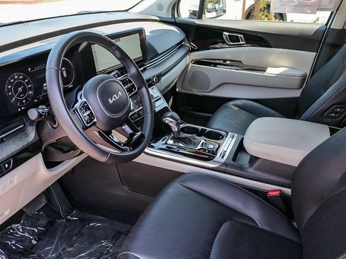 Used 2024 Kia Carnival SX FWD image 19