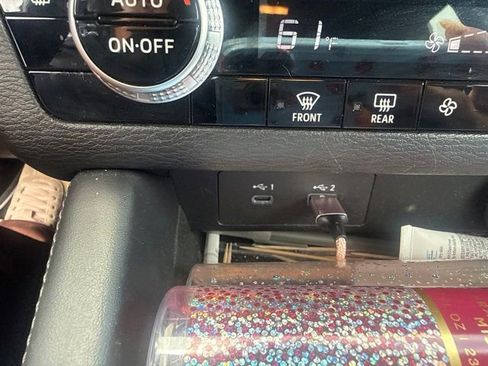 Used 2023 Mitsubishi Outlander SE FWD image 39