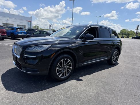 Used 2020 Lincoln Corsair FWD w/ Equipment Group 101A image 3
