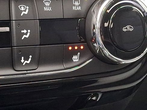 Used 2024 Chevrolet Trax LT w/ Driver Confidence Package image 22