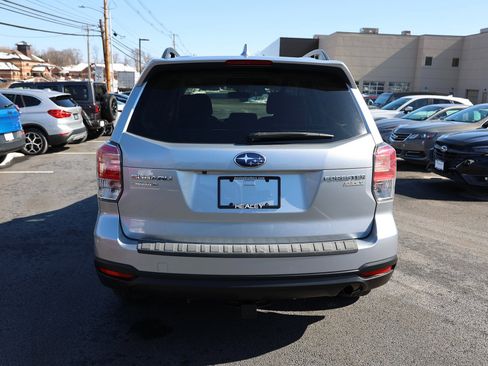 Used 2017 Subaru Forester 2.5i Premium w/ All-Weather Package image 6