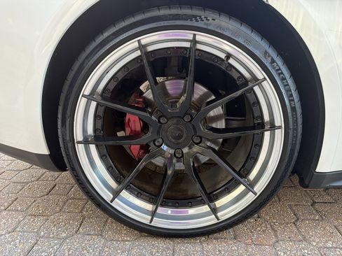 Used 2018 Porsche Panamera RWD image 30