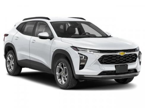 Certified 2025 Chevrolet Trax RS FWD image 9