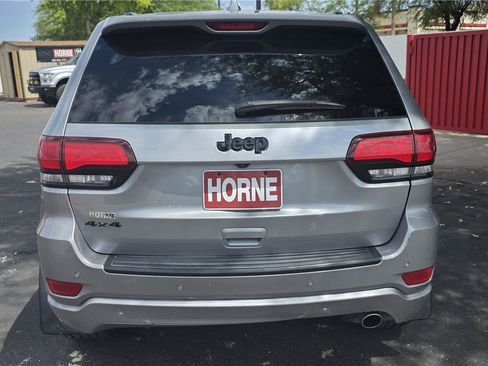 Used 2020 Jeep Grand Cherokee Altitude AWD/4WD image 6