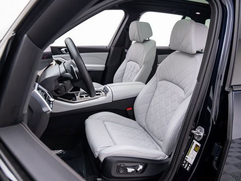 Certified 2025 BMW X5 M60i w/ Climate Comfort Package image 16