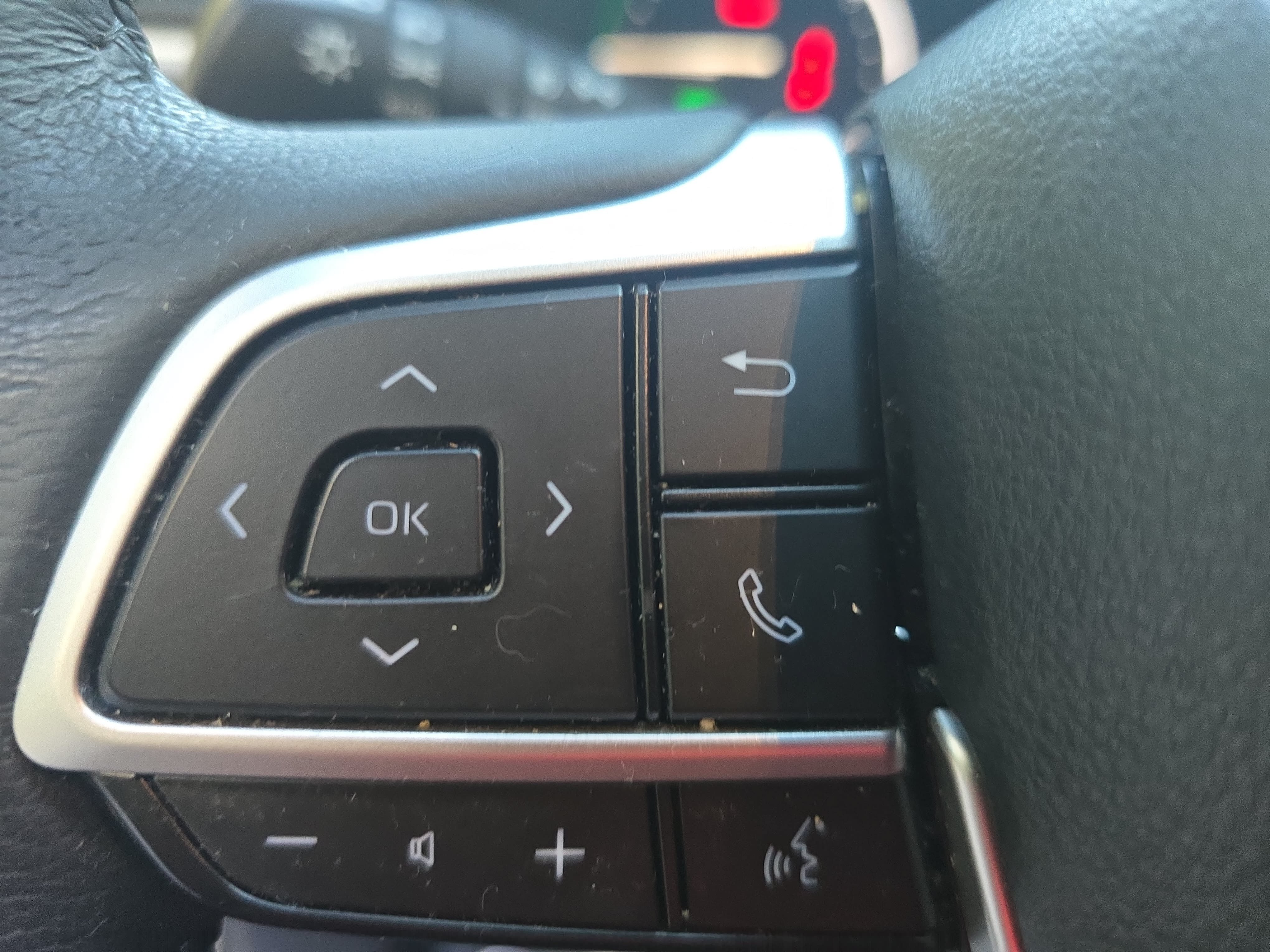 Used 2024 Toyota Sienna XLE FWD image 15