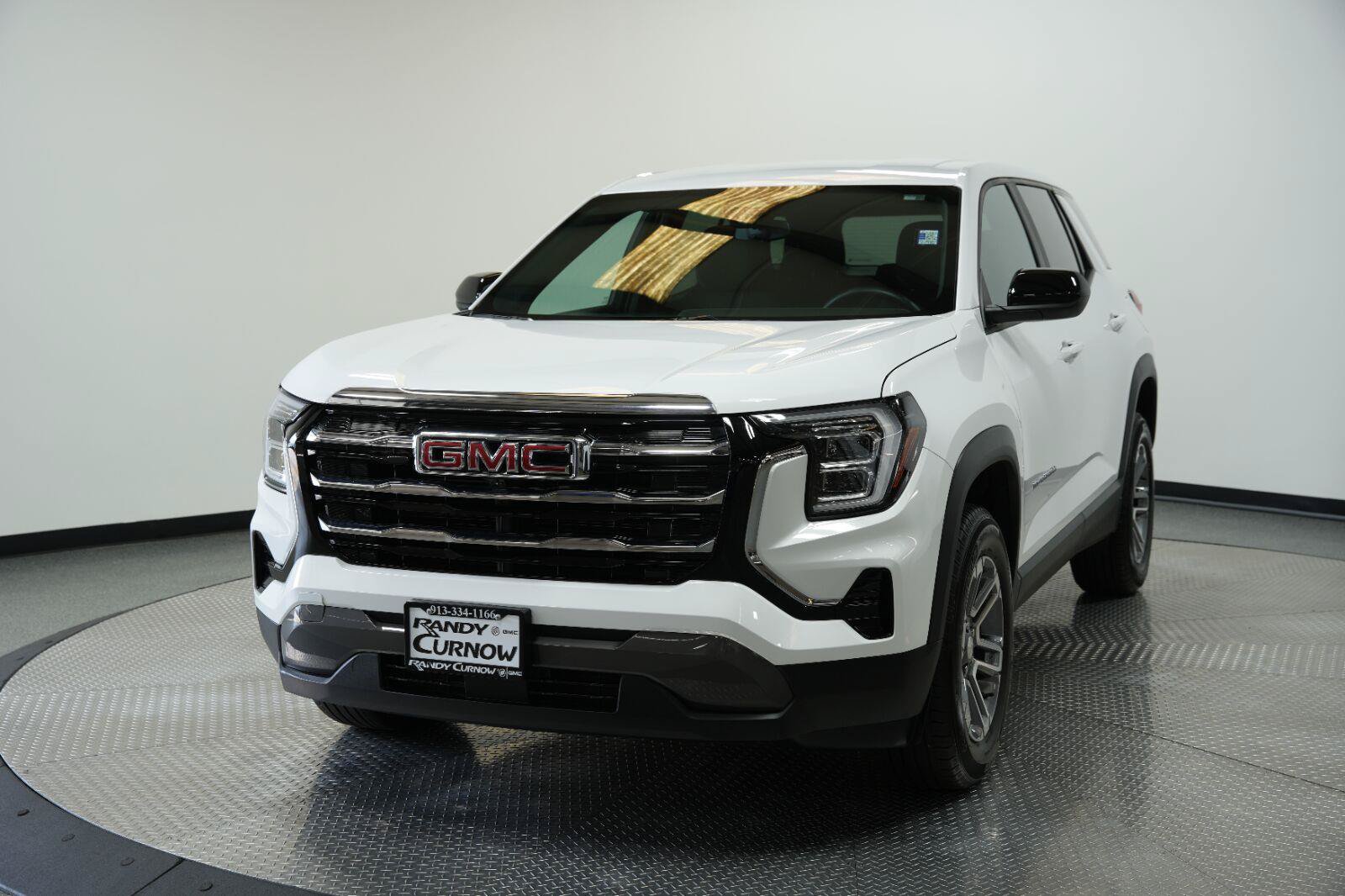 Used 2026 GMC Terrain Elevation AWD/4WD image 3