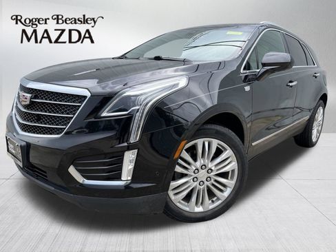 Used 2017 Cadillac XT5 Premium Luxury w/ Driver Assist Package FWD image 1