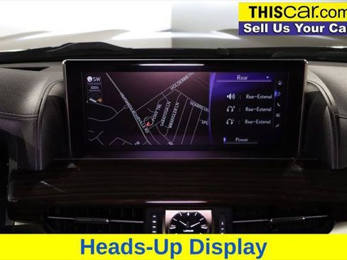 Used 2018 Lexus LX 570 4WD w/ Luxury Package image 18