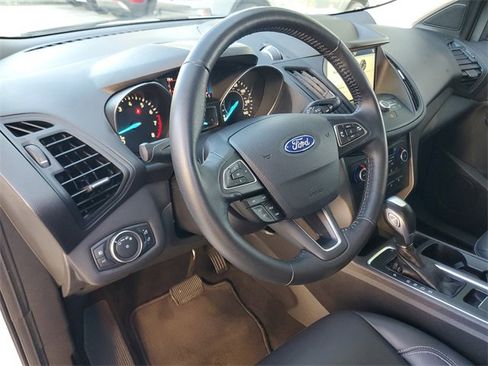 Used 2019 Ford Escape SEL image 18