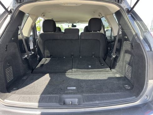 Certified 2019 Nissan Pathfinder SV image 23