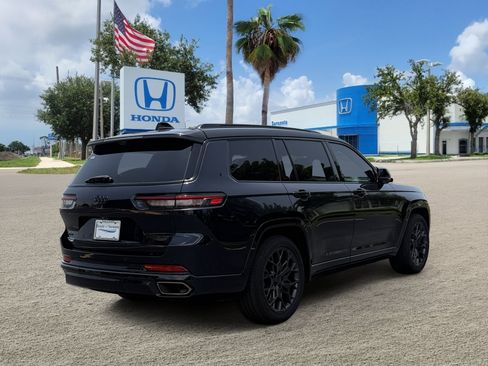 Used 2024 Jeep Grand Cherokee L Summit AWD/4WD image 4