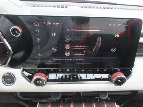 New 2026 GMC Canyon AT4X image 19