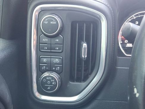 Used 2021 Chevrolet Silverado 2500 LTZ image 18