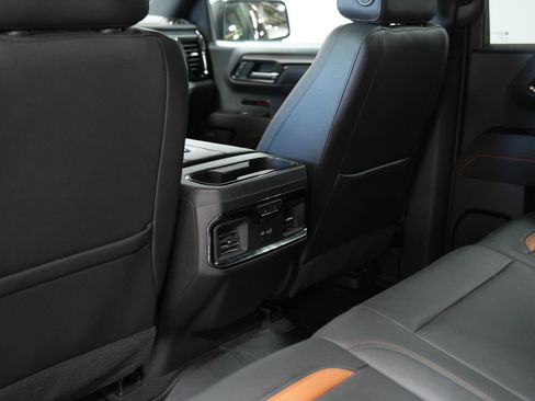 Used 2022 GMC Sierra 1500 AT4 w/ AT4 Premium Package image 21