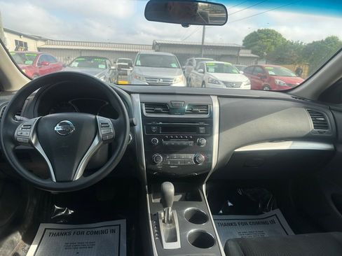 Used 2015 Nissan Altima 2.5 S FWD image 9
