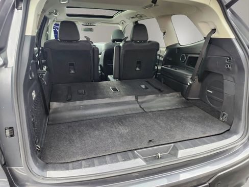 Used 2019 Subaru Ascent Limited image 36
