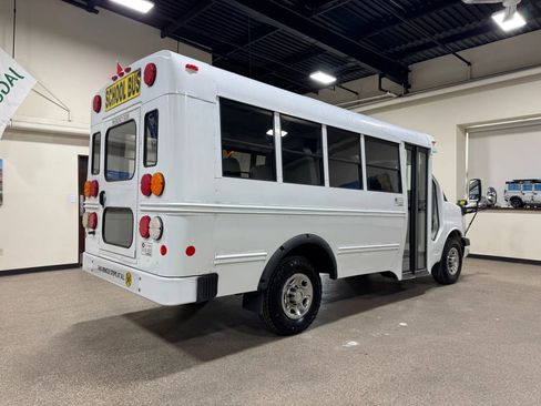 Used 2012 Chevrolet Express 3500 w/ School Bus Package image 5