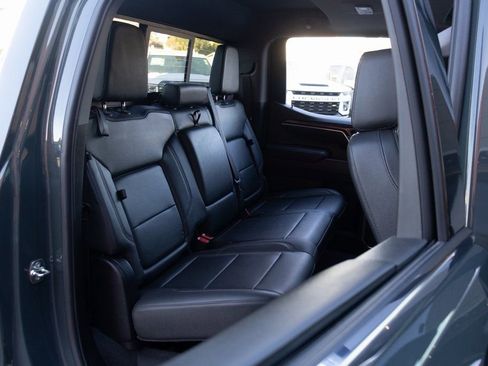 Used 2025 Chevrolet Silverado 1500 LTZ w/ LTZ Premium Package image 24