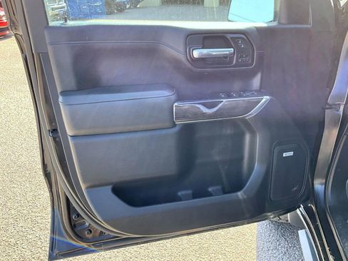 Used 2022 Chevrolet Silverado 1500 LTZ AWD/4WD image 9