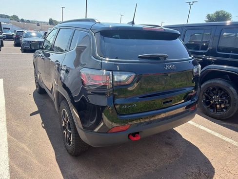 Used 2025 Jeep Compass Trailhawk w/ Trailhawk Elite Group AWD/4WD image 8