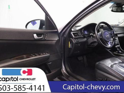 Used 2017 Kia Optima EX w/ Premium Package FWD image 10